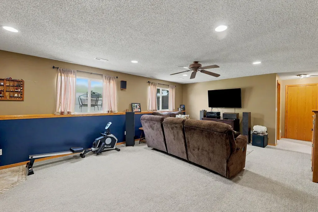 1051 N Aksarben Court Wichita KS 67235
