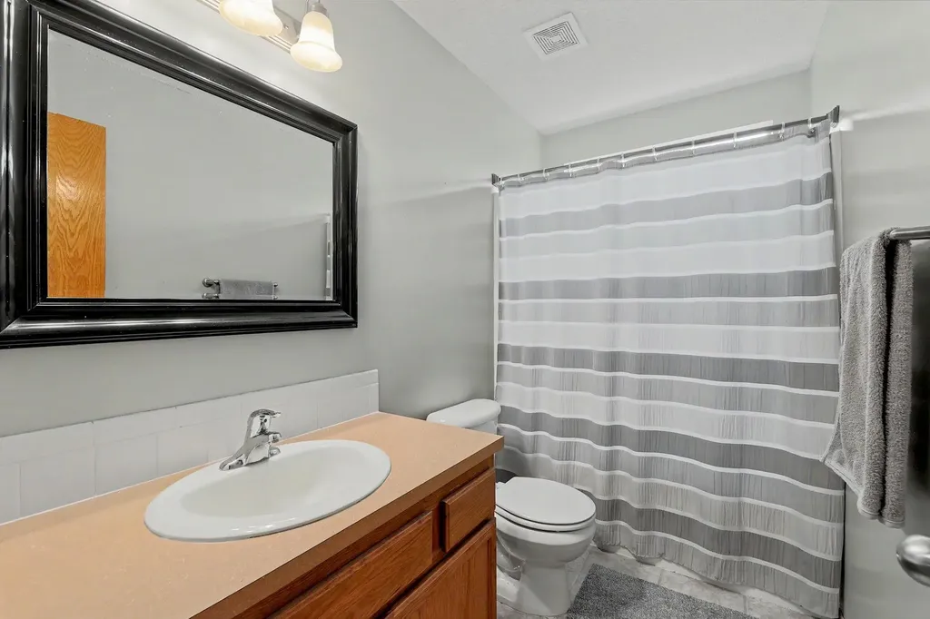 1051 N Aksarben Court Wichita KS 67235