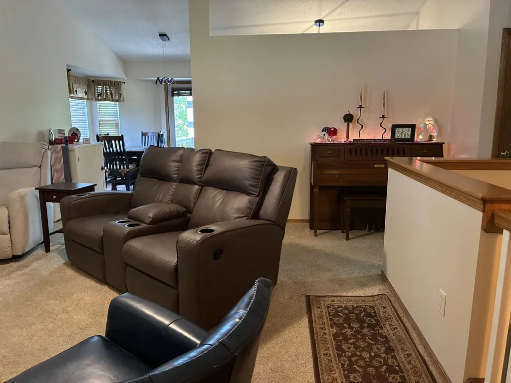 2225 S Milstead Wichita KS 67209