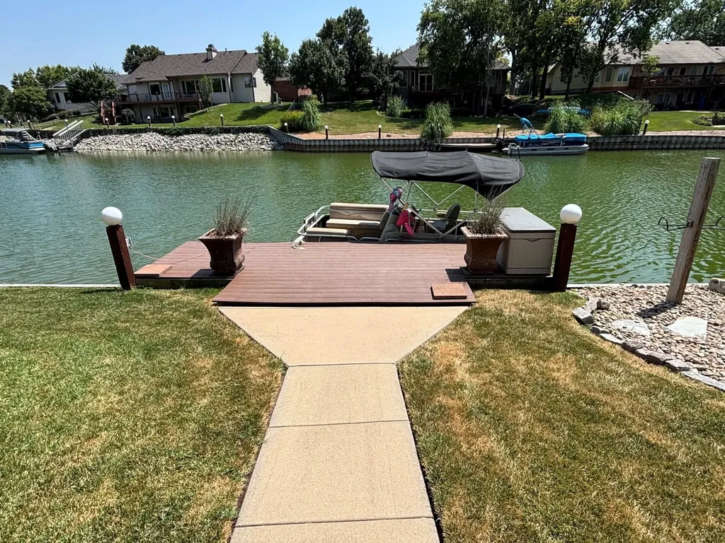 5021 N Harborside Court Wichita KS 67204-2371