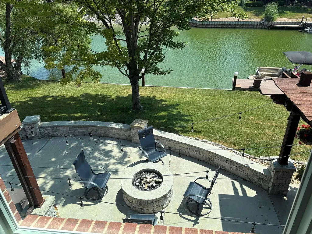 5021 N Harborside Court Wichita KS 67204-2371