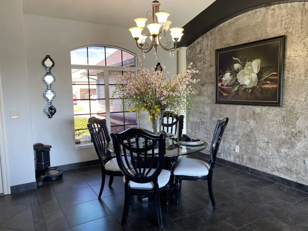 12301 E Zimmerly Court Wichita KS 67207