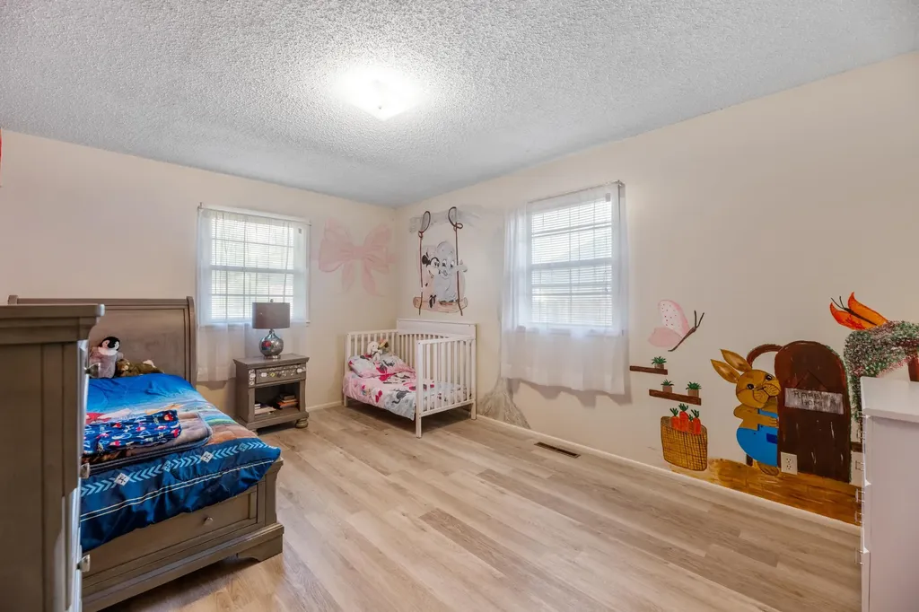 763 N Mount Carmel Avenue Wichita KS 67203