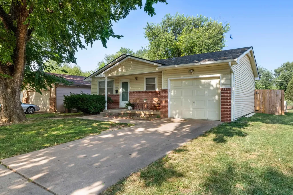763 N Mount Carmel Avenue Wichita KS 67203