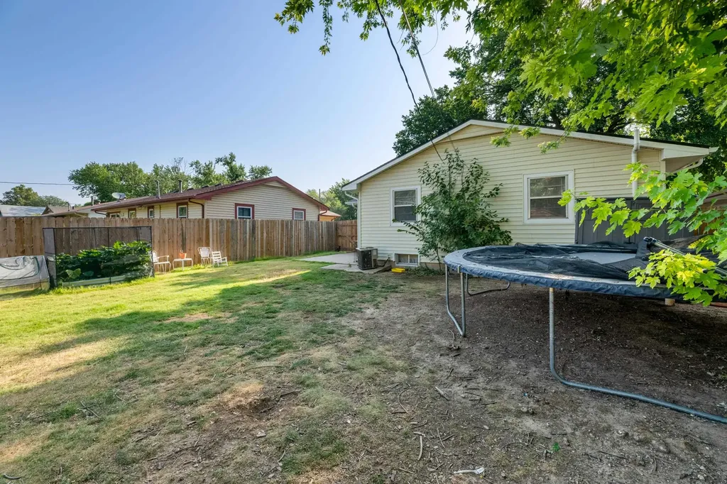 763 N Mount Carmel Avenue Wichita KS 67203