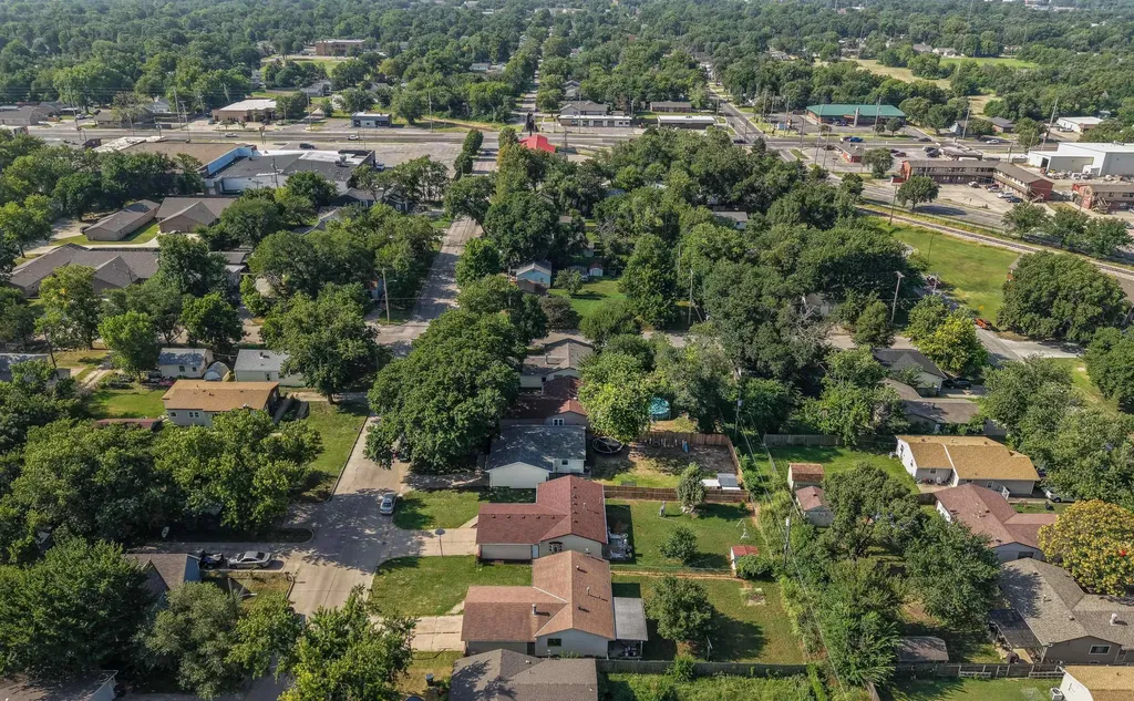 763 N Mount Carmel Avenue Wichita KS 67203