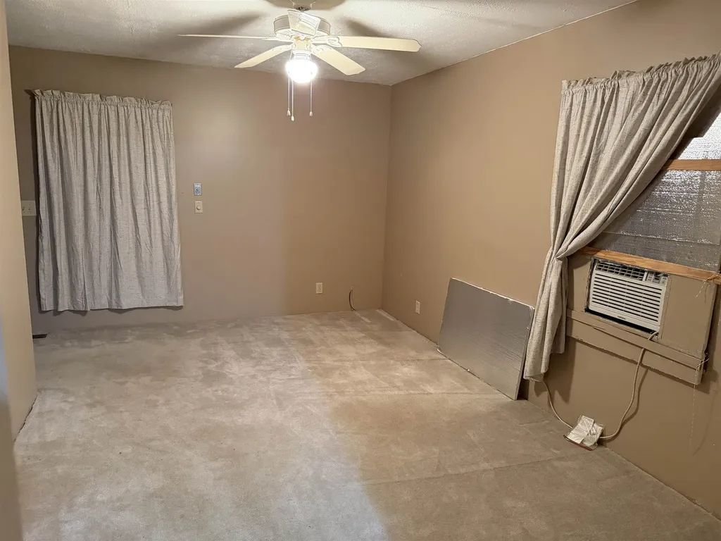 6649 N Randall Wichita KS 67219