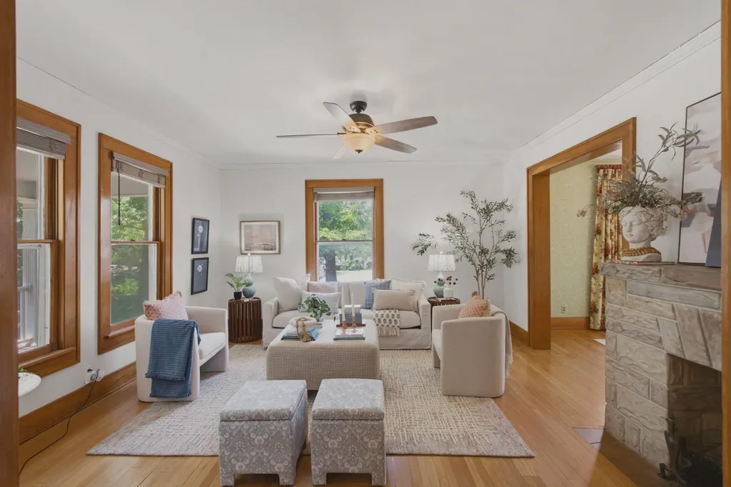 3416 Oakland Wichita KS 67218