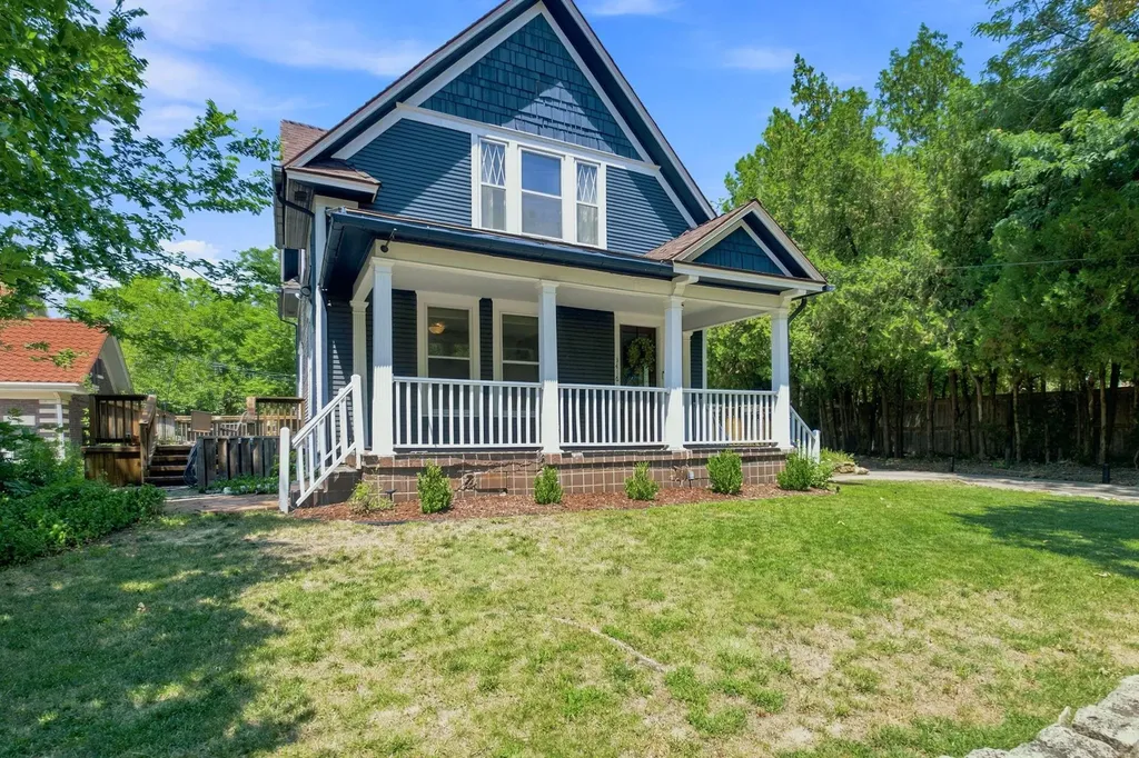 3416 Oakland Wichita KS 67218