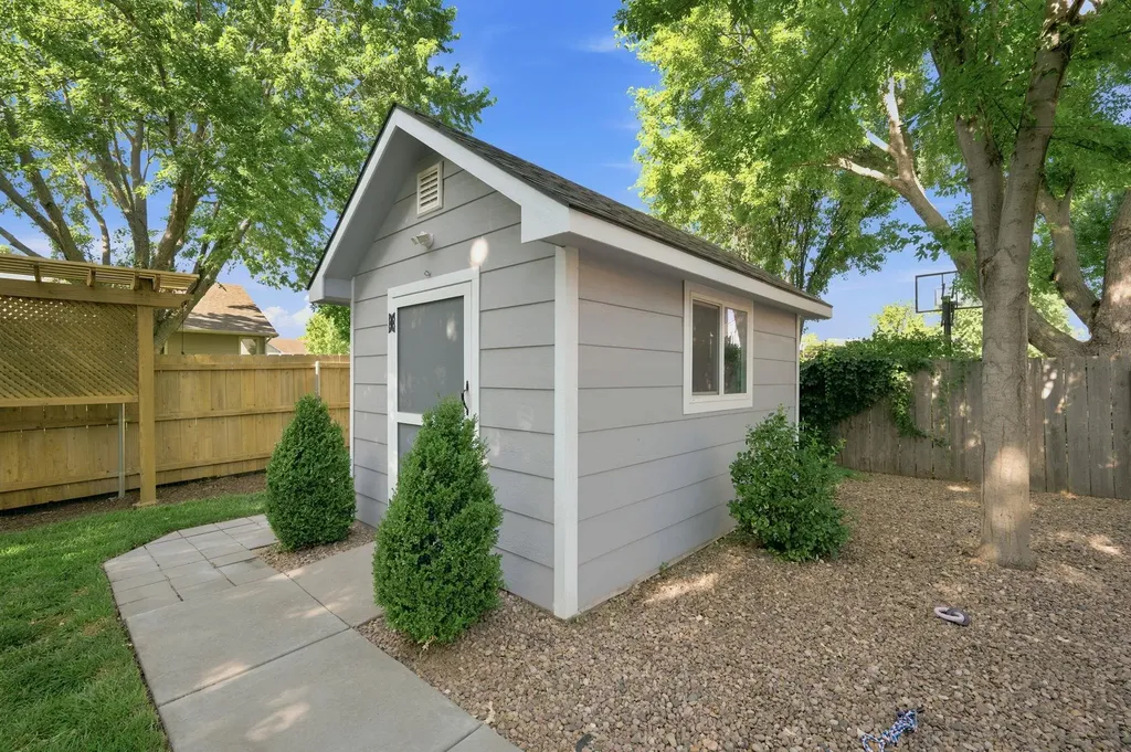 421 E Wild Plum Road Derby KS 67037