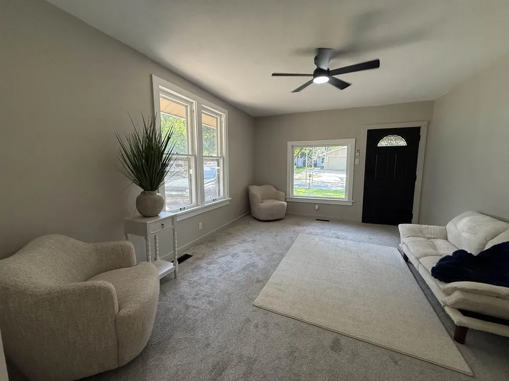 731 S Belmont Street Wichita KS 67218