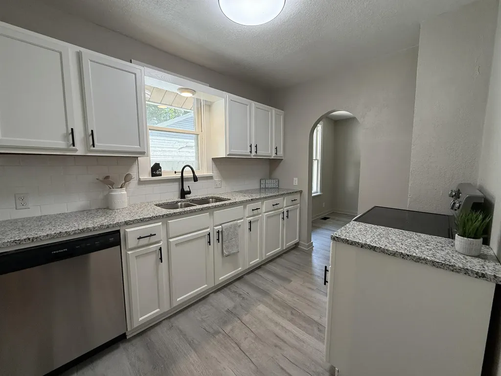 731 S Belmont Street Wichita KS 67218