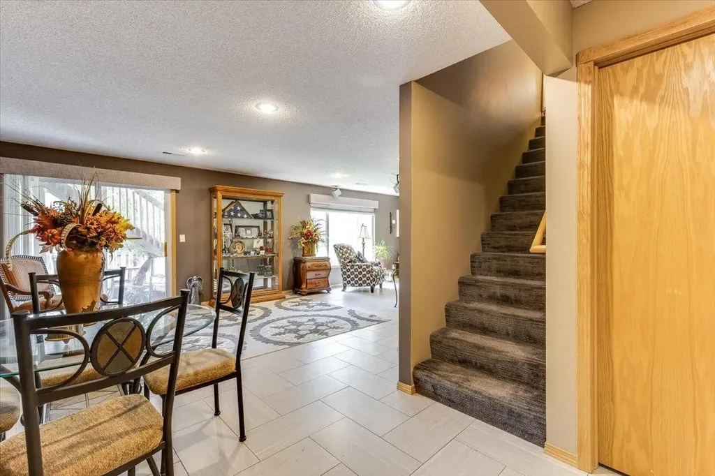 1309 S Summit Circle Derby KS 67037