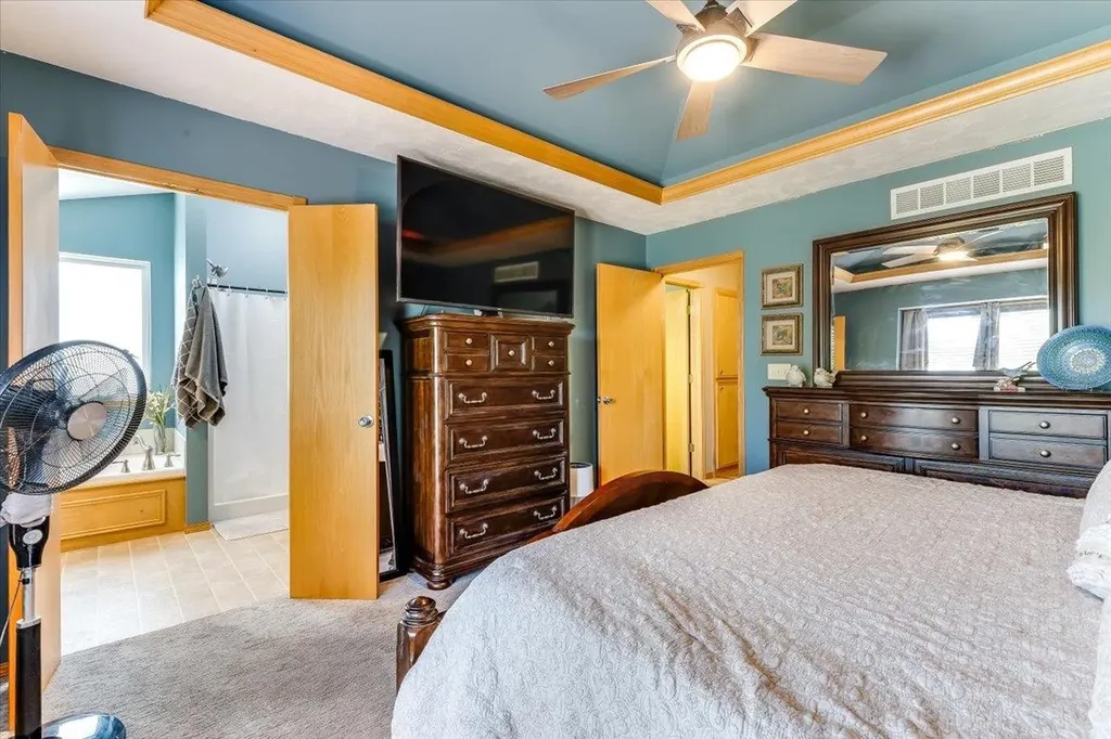 1309 S Summit Circle Derby KS 67037