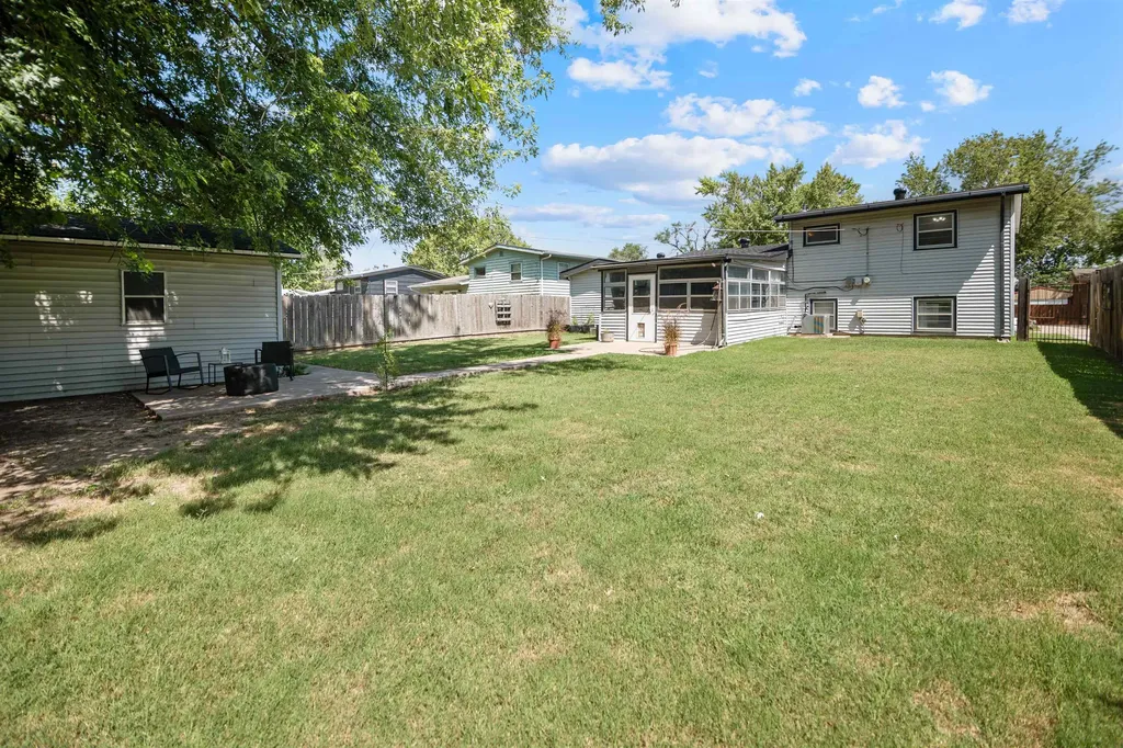 2021 W Rita Avenue Wichita KS 67213