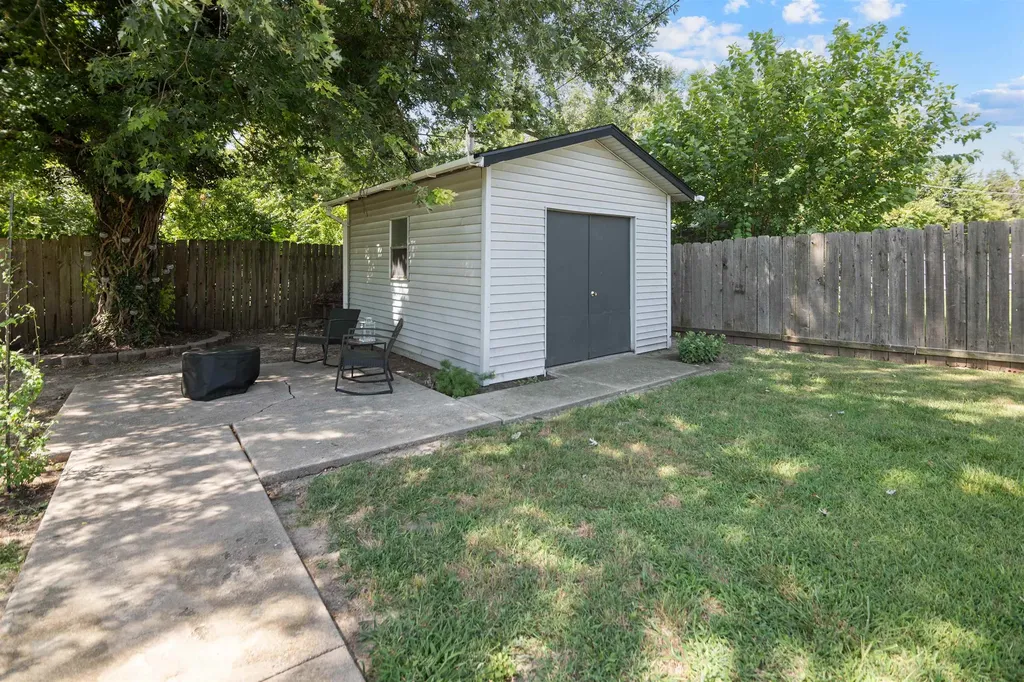 2021 W Rita Avenue Wichita KS 67213