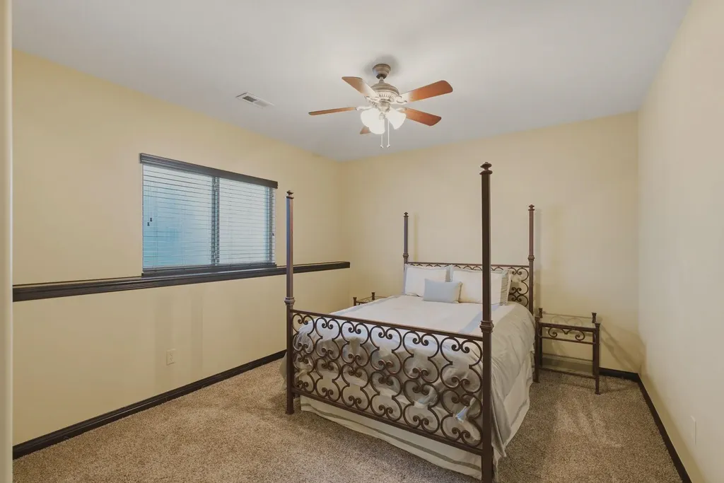 3822 N Lakecrest Wichita KS 67205