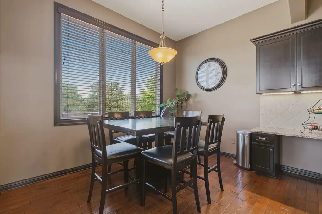 3822 N Lakecrest Wichita KS 67205