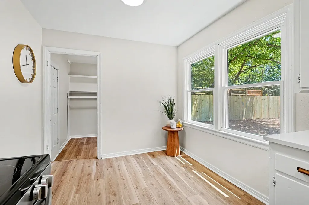 5811 E Skinner Wichita KS 67218