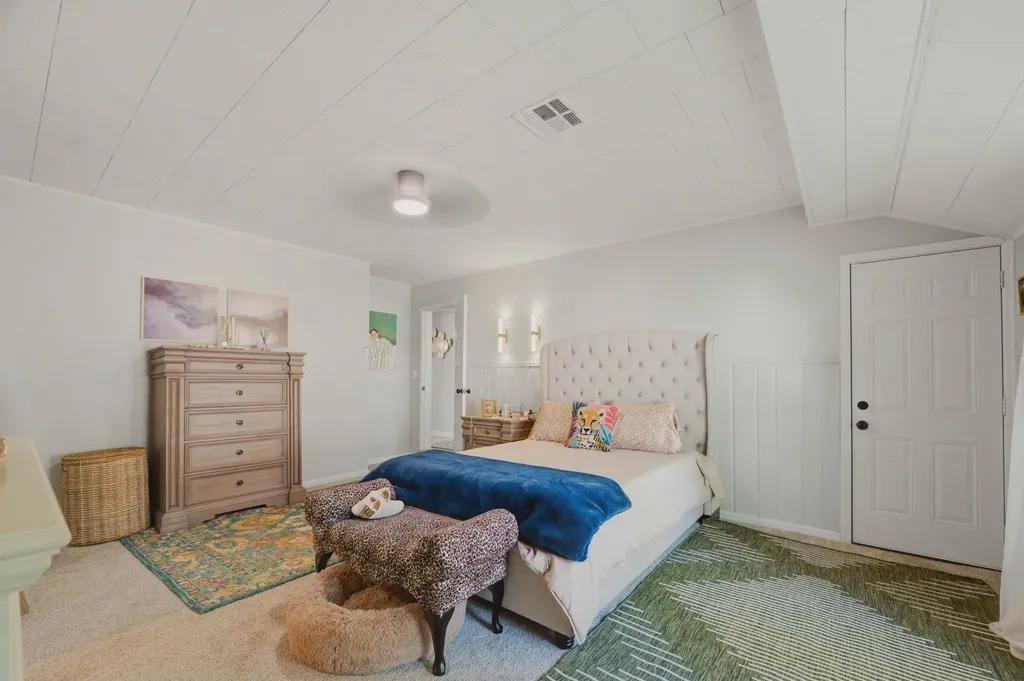 353 N Pinecrest Avenue Wichita KS 67208