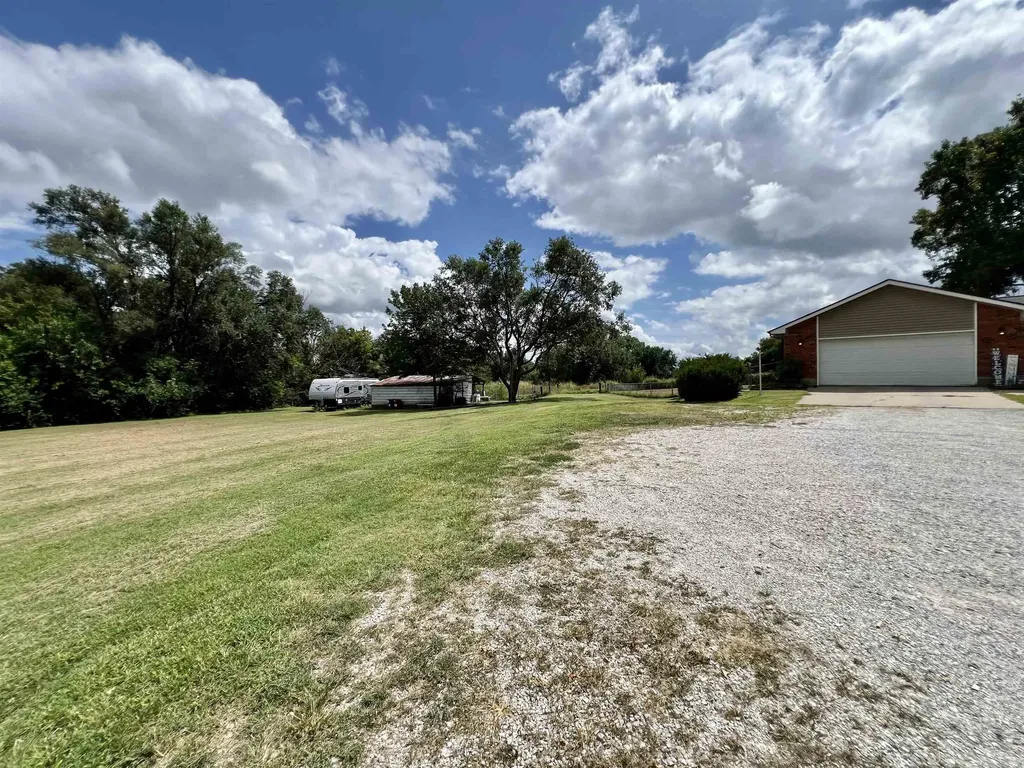 6227 304th Road Arkansas City KS 67005