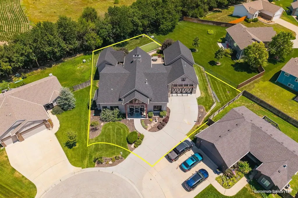 11026 W Hollywood Wichita KS 67215