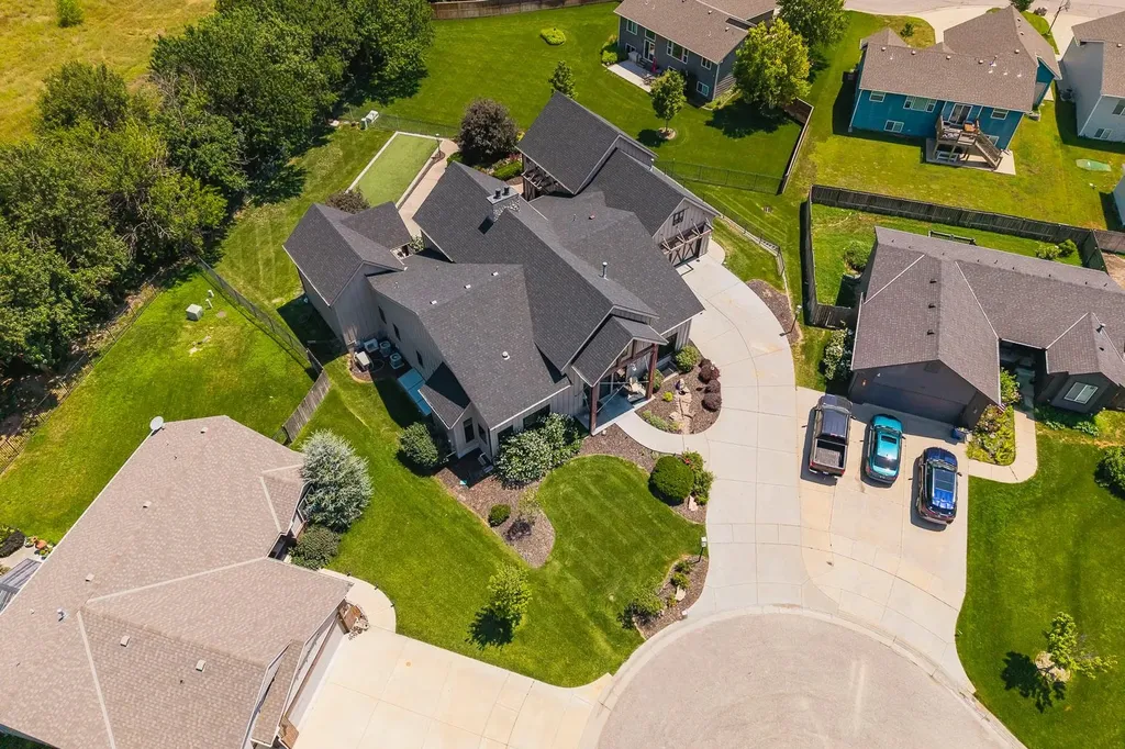 11026 W Hollywood Wichita KS 67215