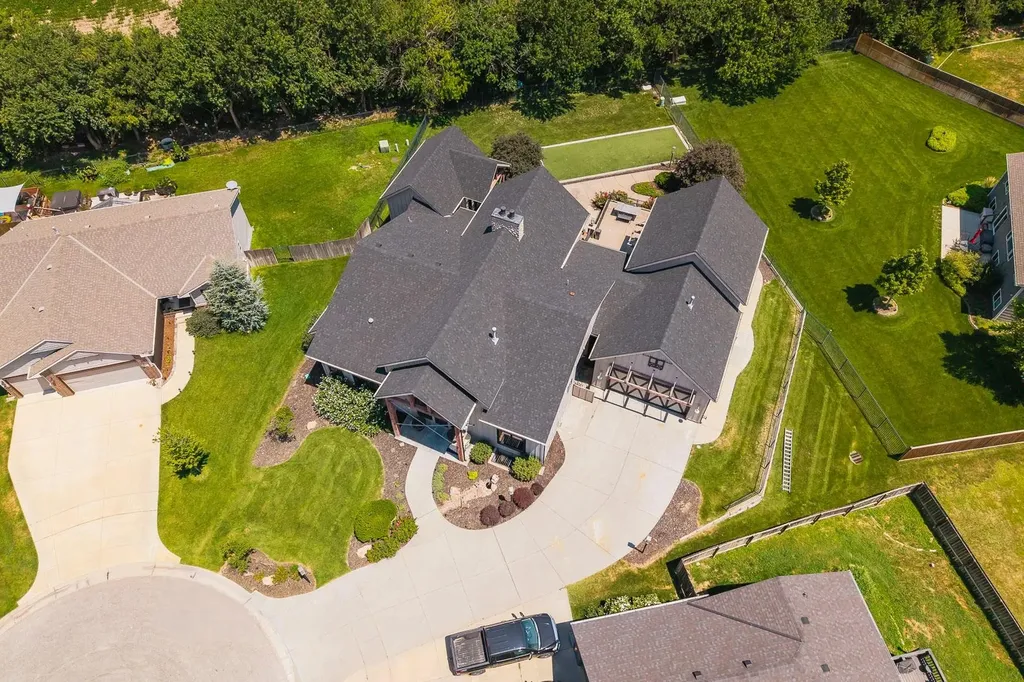 11026 W Hollywood Wichita KS 67215