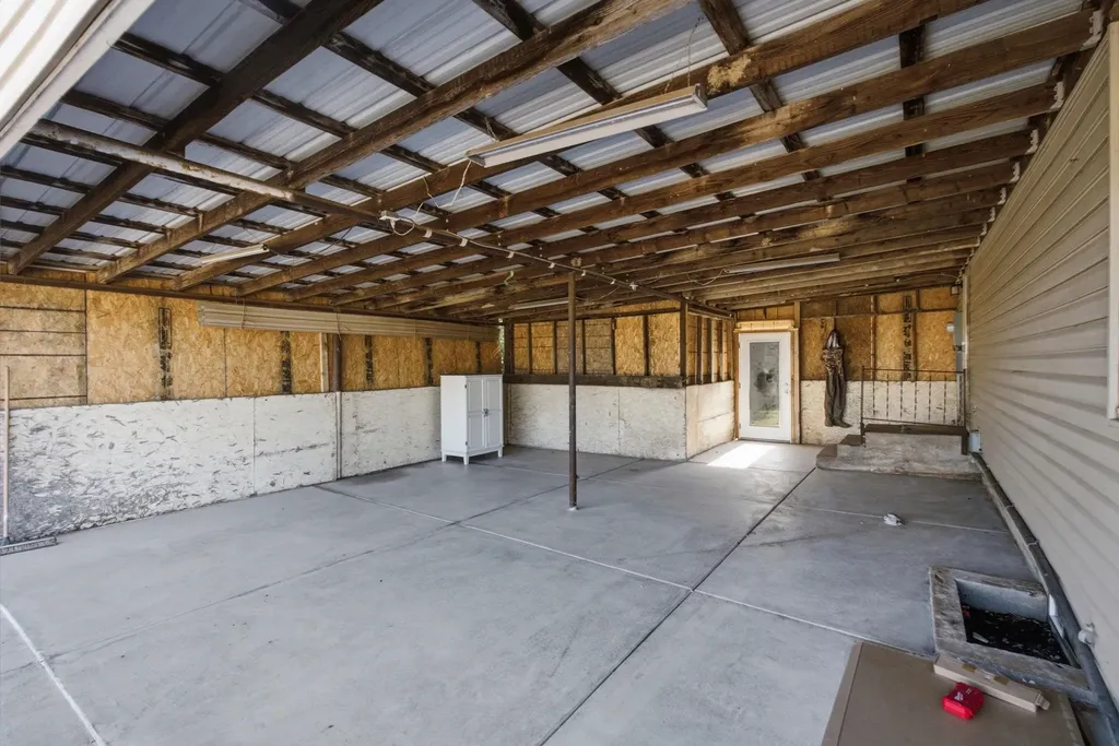 30220 W 39th Street S Garden Plain KS 67025