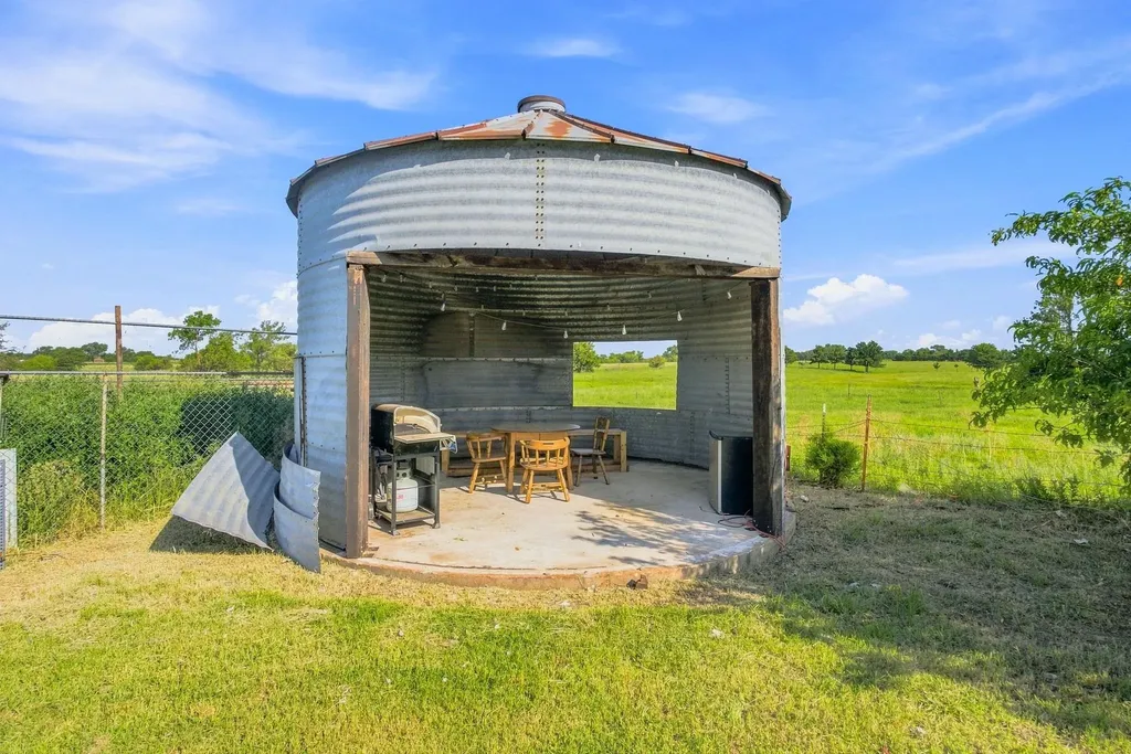 30220 W 39th Street S Garden Plain KS 67025