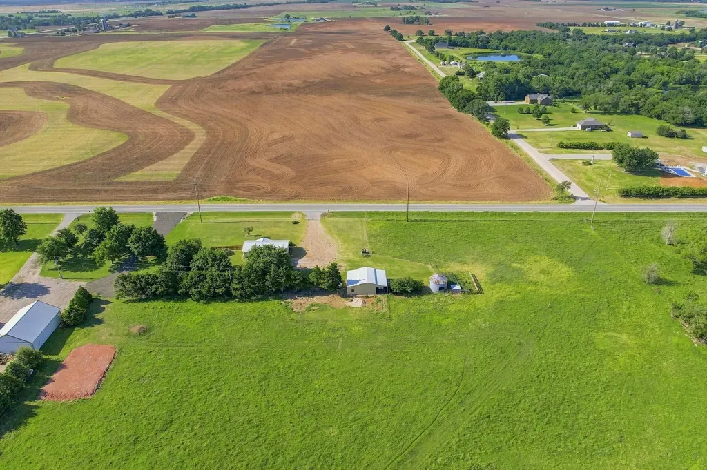 30220 W 39th Street S Garden Plain KS 67025