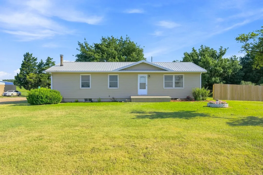 30220 W 39th Street S Garden Plain KS 67025
