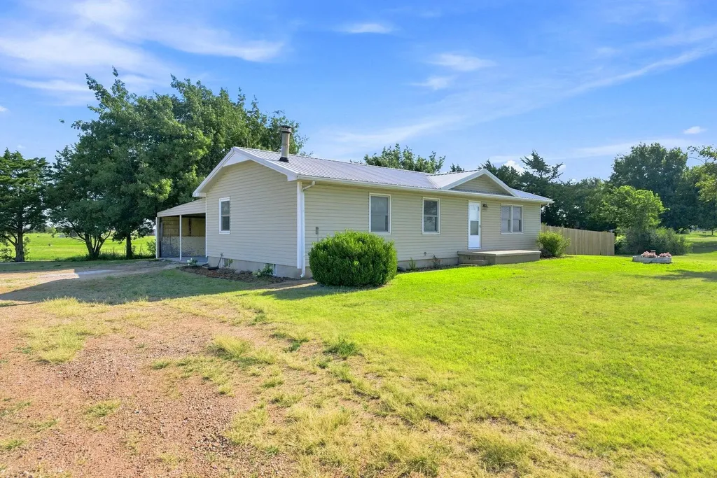 30220 W 39th Street S Garden Plain KS 67025