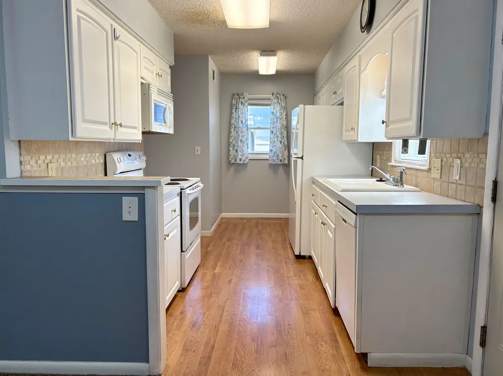 3308 S Custer Wichita KS 67217