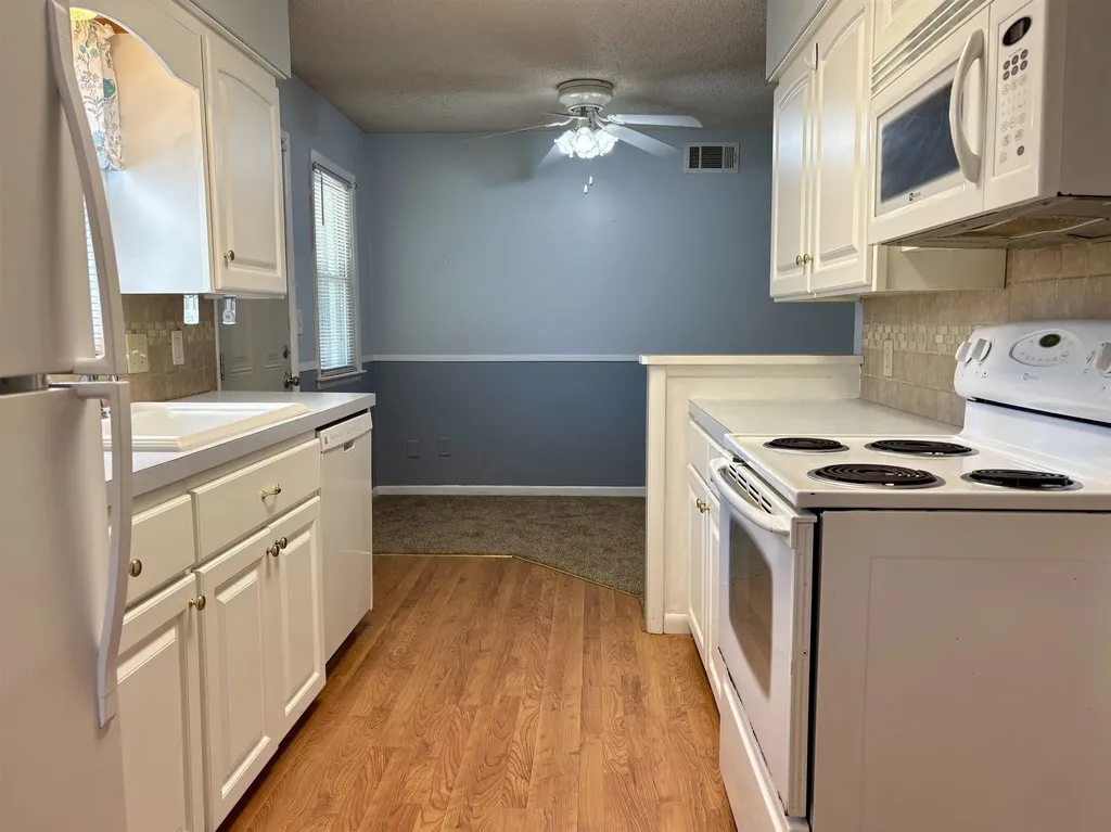 3308 S Custer Wichita KS 67217