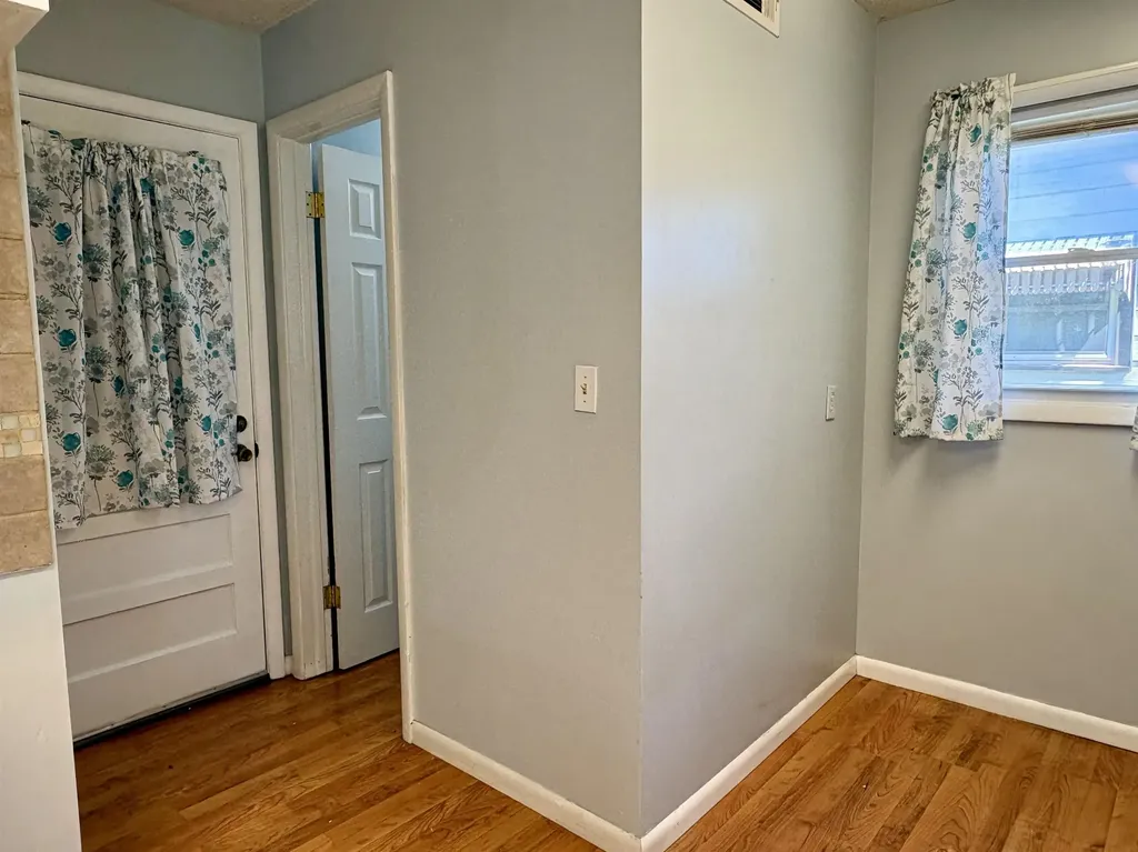 3308 S Custer Wichita KS 67217