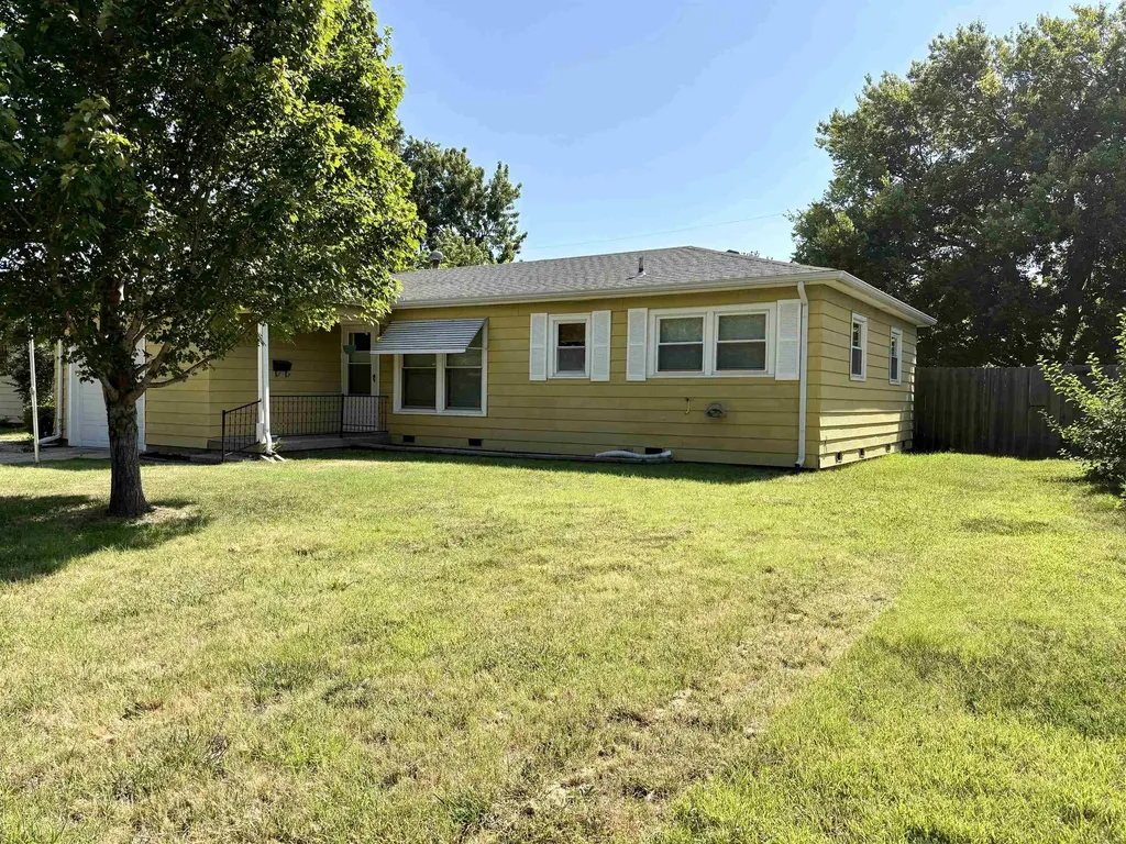 3308 S Custer Wichita KS 67217