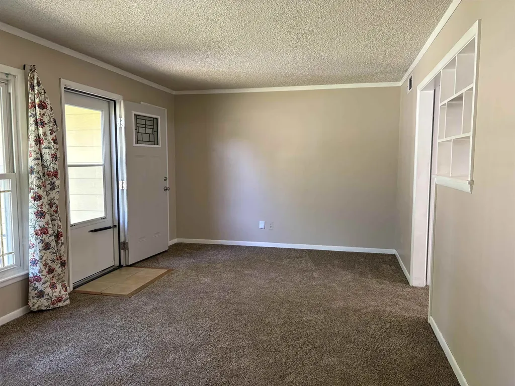 3308 S Custer Wichita KS 67217