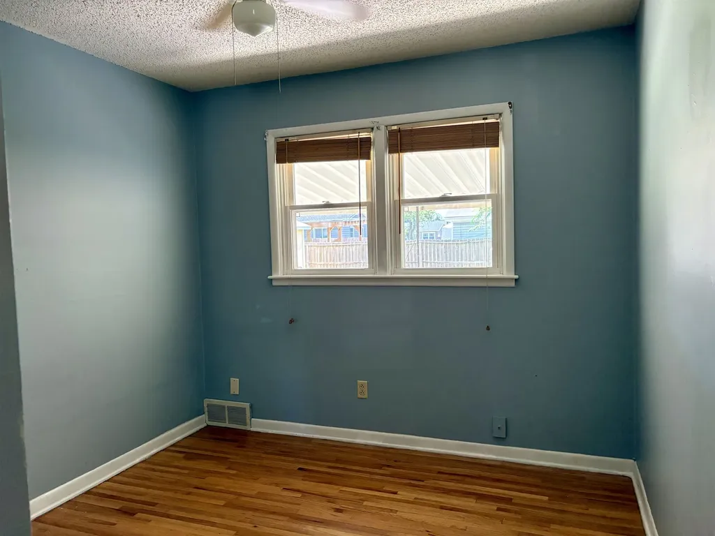 3308 S Custer Wichita KS 67217