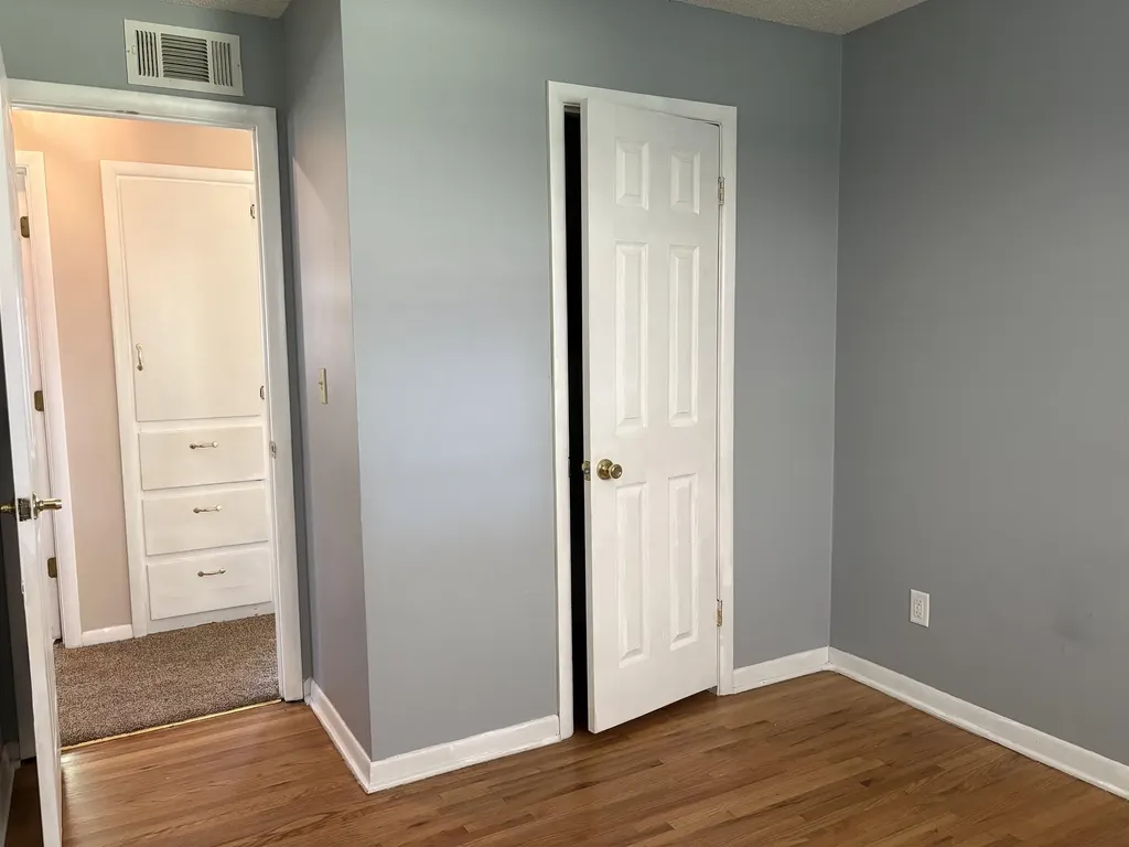 3308 S Custer Wichita KS 67217