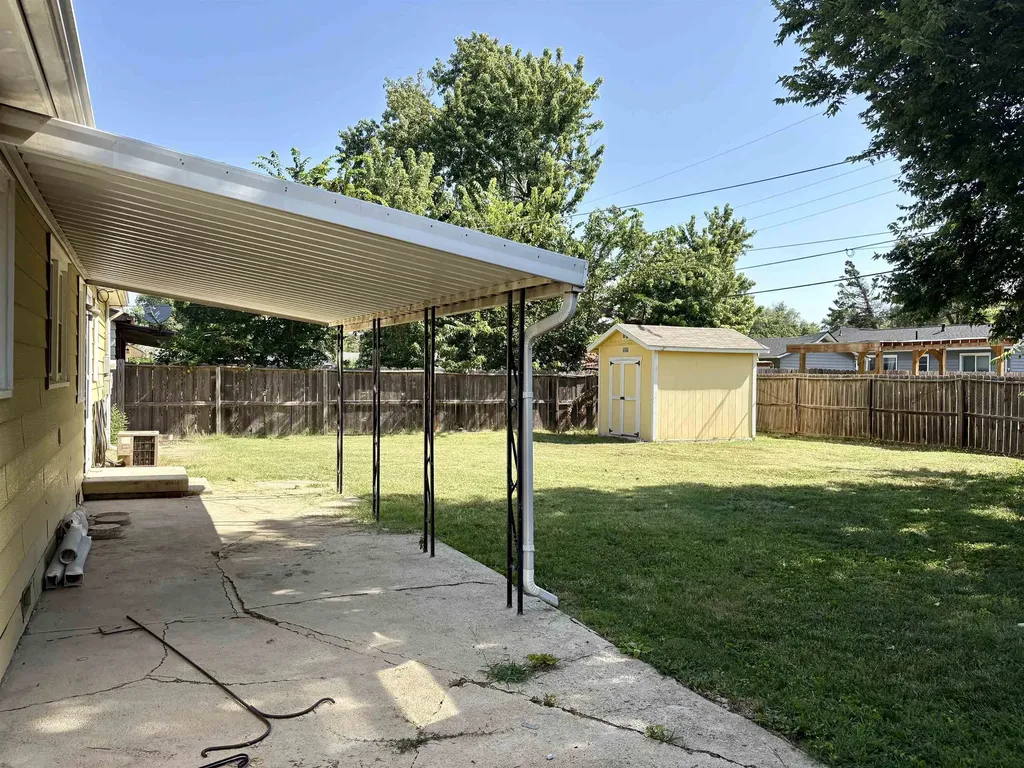 3308 S Custer Wichita KS 67217