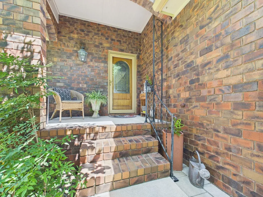 314 N Bay Country Street Wichita KS 67235