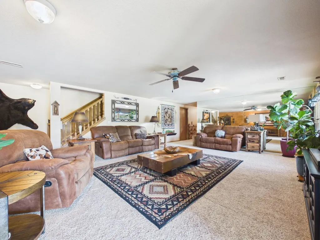314 N Bay Country Street Wichita KS 67235