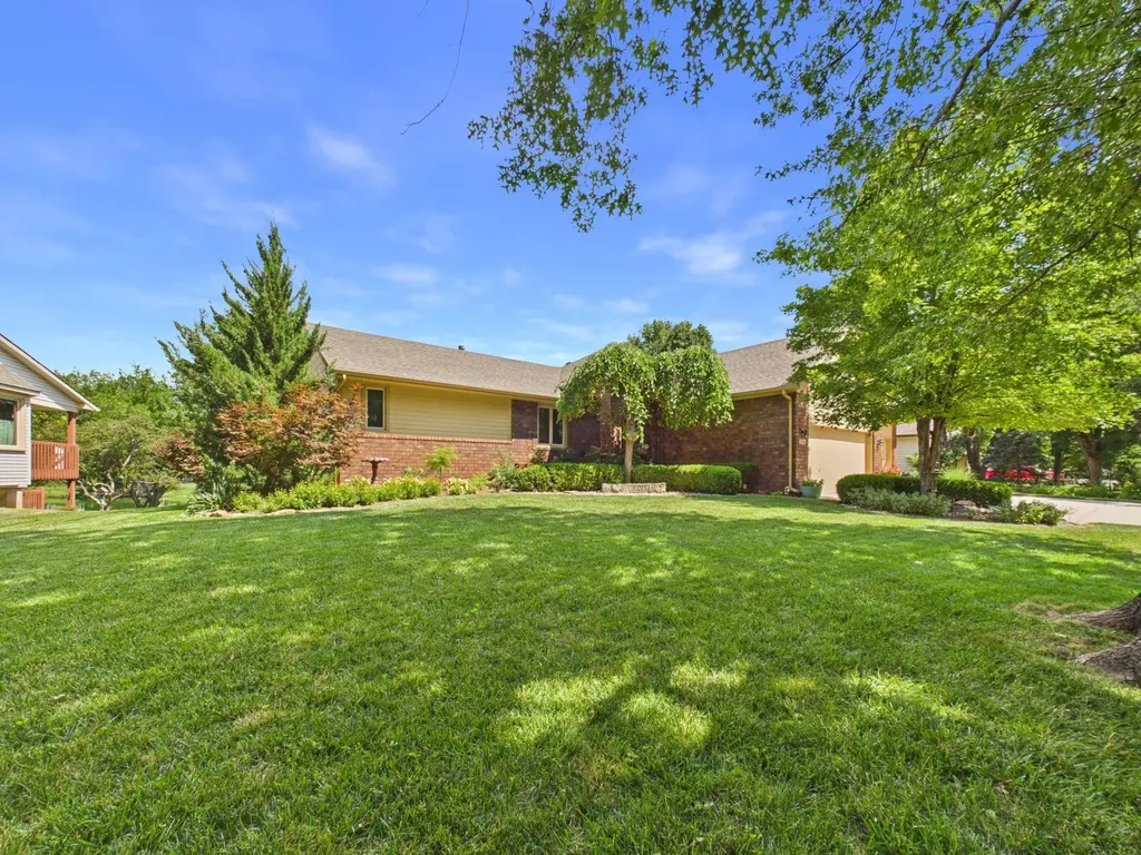314 N Bay Country Street Wichita KS 67235