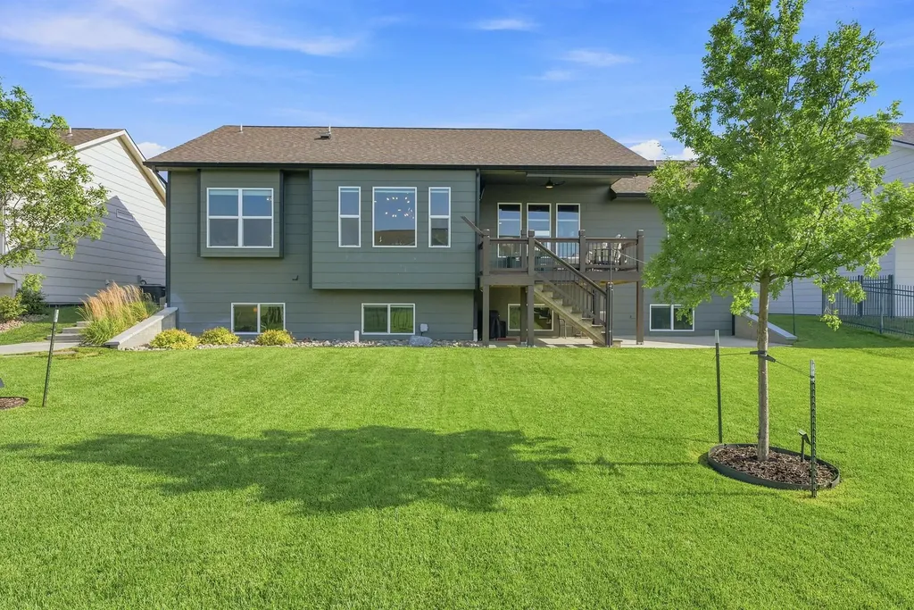 1141 W Shellbark Street Goddard KS 67052