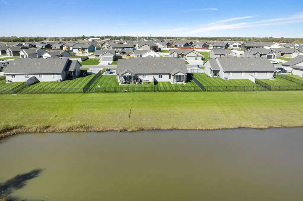 896 N Cloverleaf Goddard KS 67052