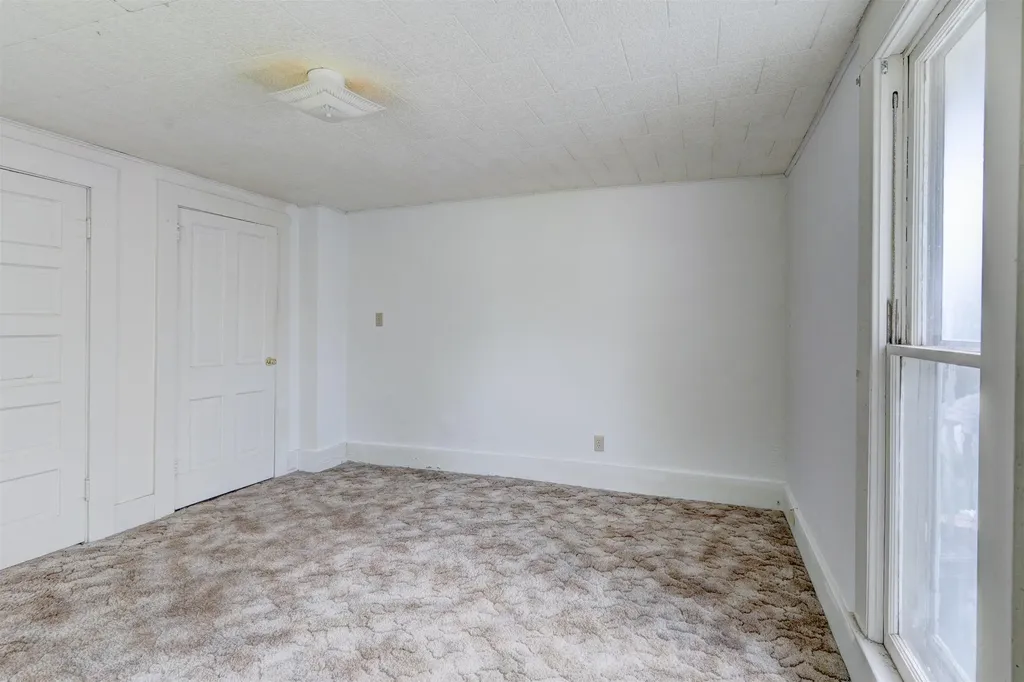 321 N Summit Arkansas City KS 67005