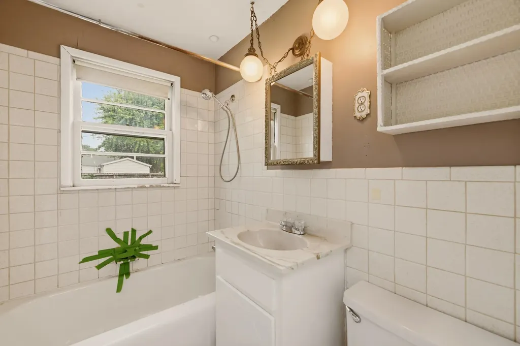 4533 S Oak Avenue Wichita KS 67217