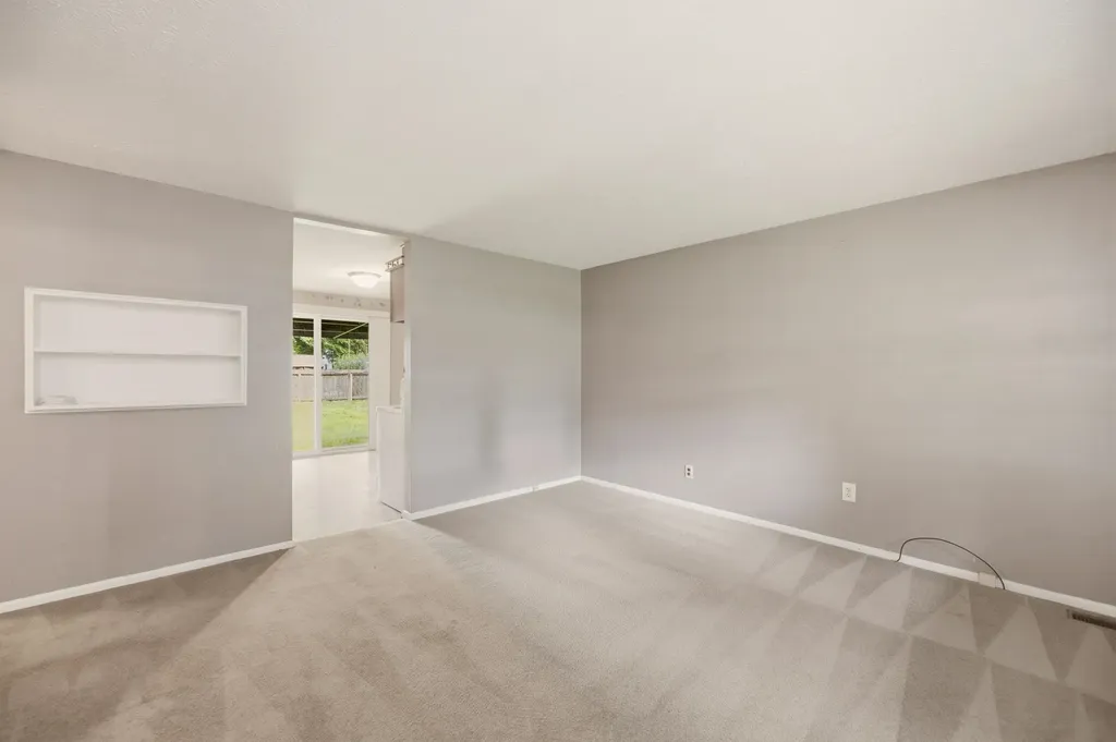 4533 S Oak Avenue Wichita KS 67217