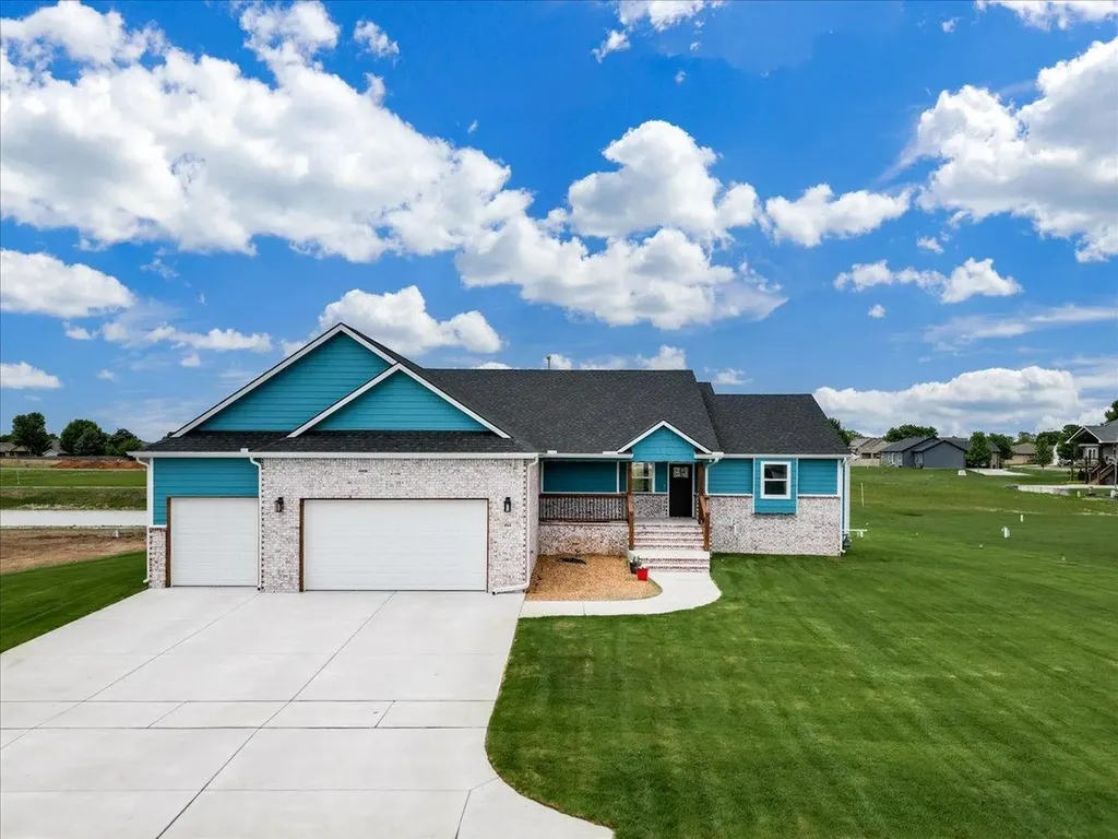 464 S Stoney Creek Street Clearwater KS 67026